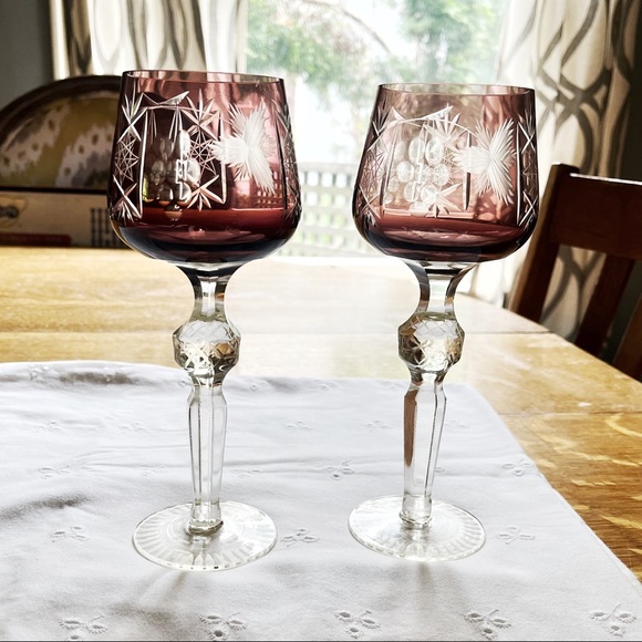 Two AJKA MARSALA Amethyst Cut to Clear Crystal Wine Goblet Glasses - Picture 2 of 10